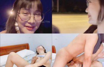 Onlyfans น้องไอซ์หลอกรุ่นพี่โม๊กเลียหีท่าหมานั่งขย่มแหกหีเย็ดตูดชักแตก iceza7799